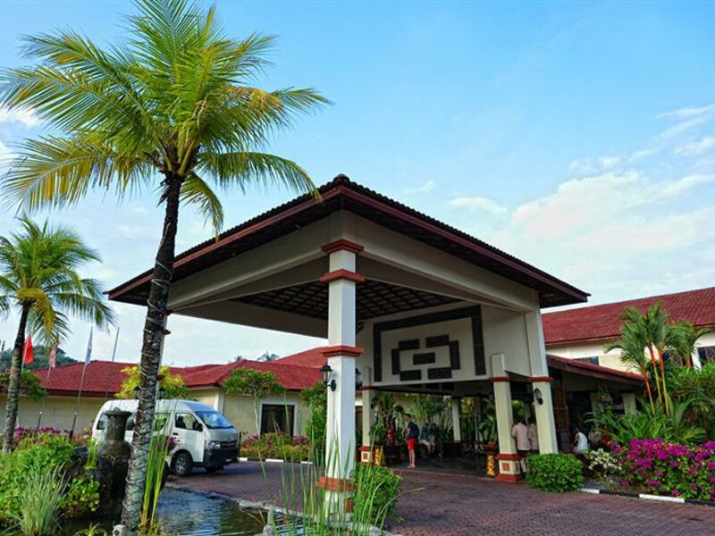 Holiday Villa Beach Resort