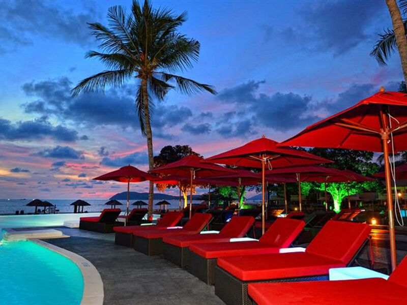 Holiday Villa Beach Resort