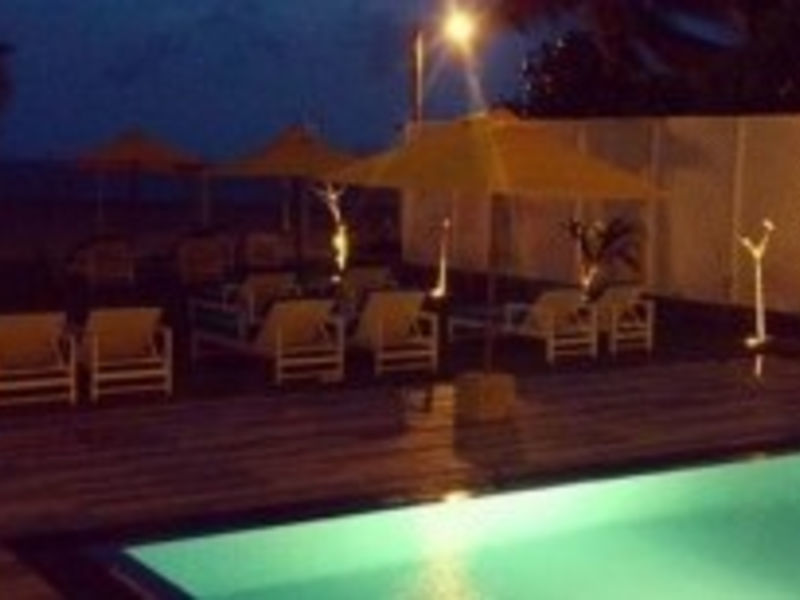 Hotel J