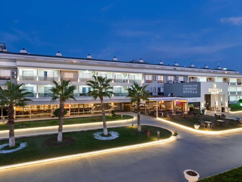 Hotella Resort & Spa