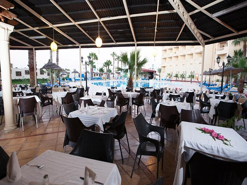 Houda Yasmine Hammamet