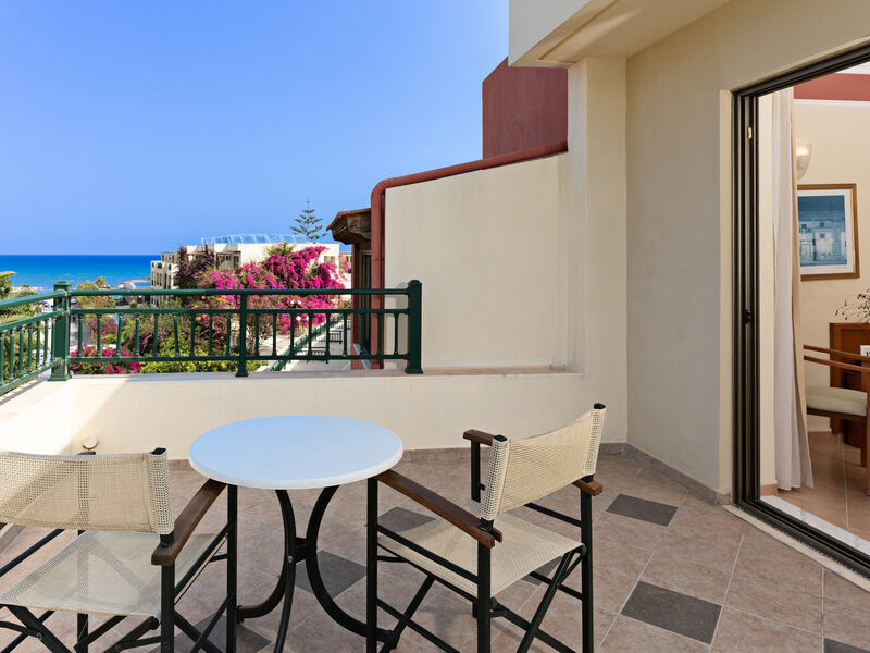 Hydramis Palace Beach Resort
