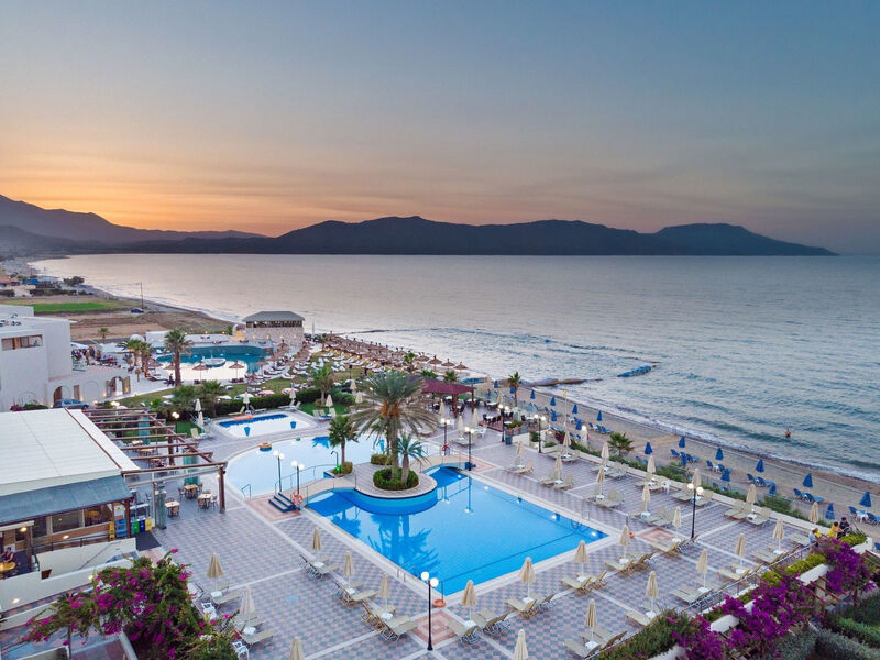 Hydramis Palace Beach Resort