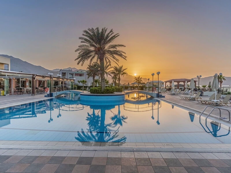 Hydramis Palace Beach Resort
