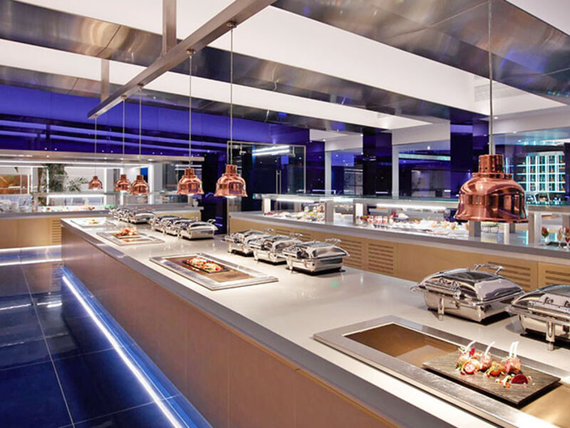 I Resort Beach Hotel & Spa