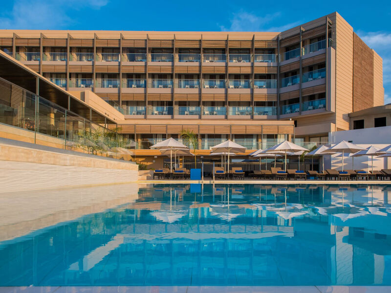 I-Resort Beach Hotel & Spa