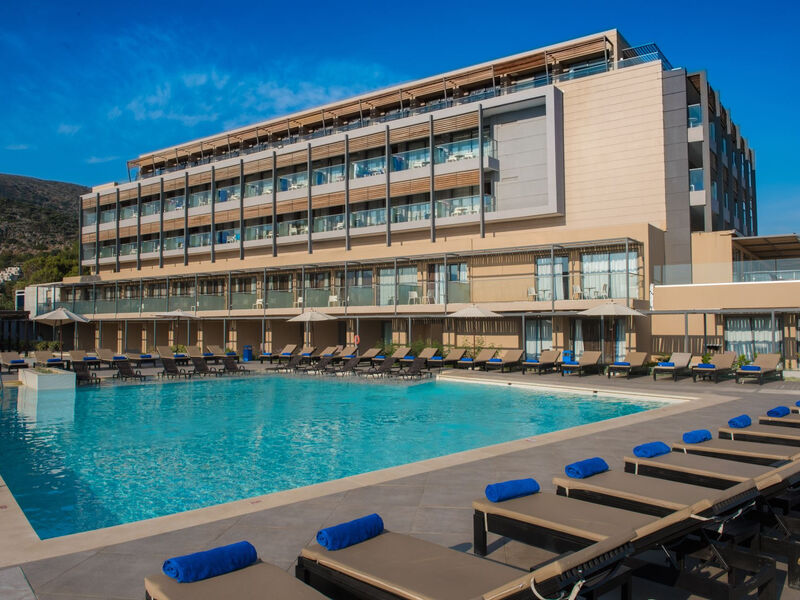 I-Resort Beach Hotel & Spa