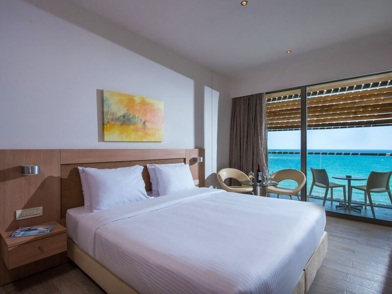 I-Resort Beach Hotel & Spa