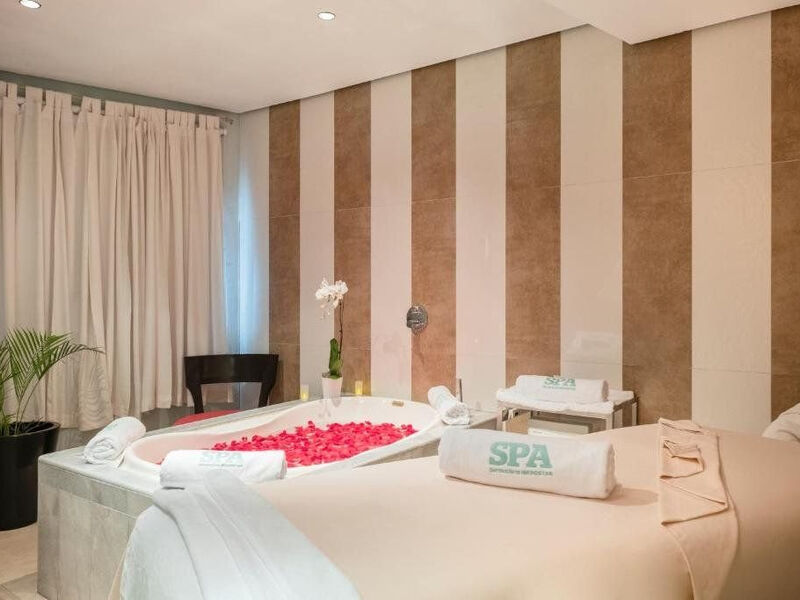 Iberostar Grand Rose Hall