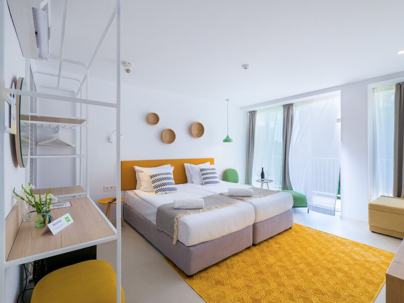 Ibis Styles Golden Sands Roomer