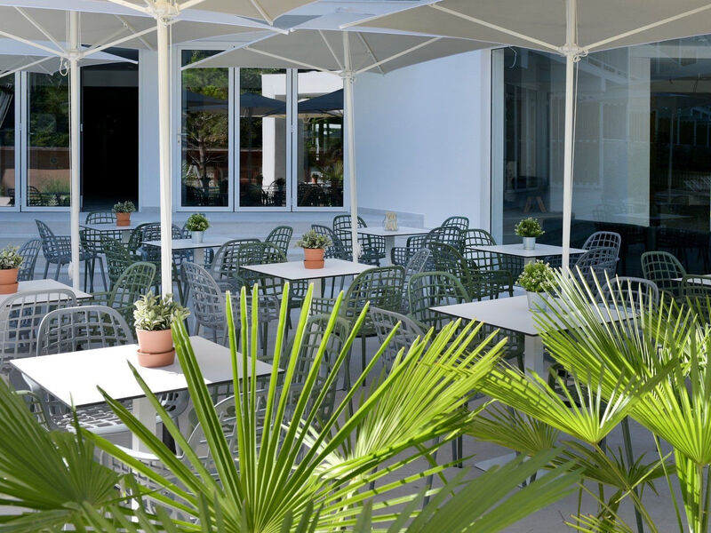 Ibis Styles Golden Sands Roomer