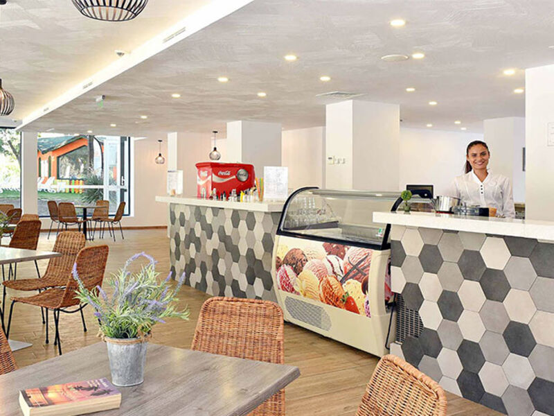 Ihotel