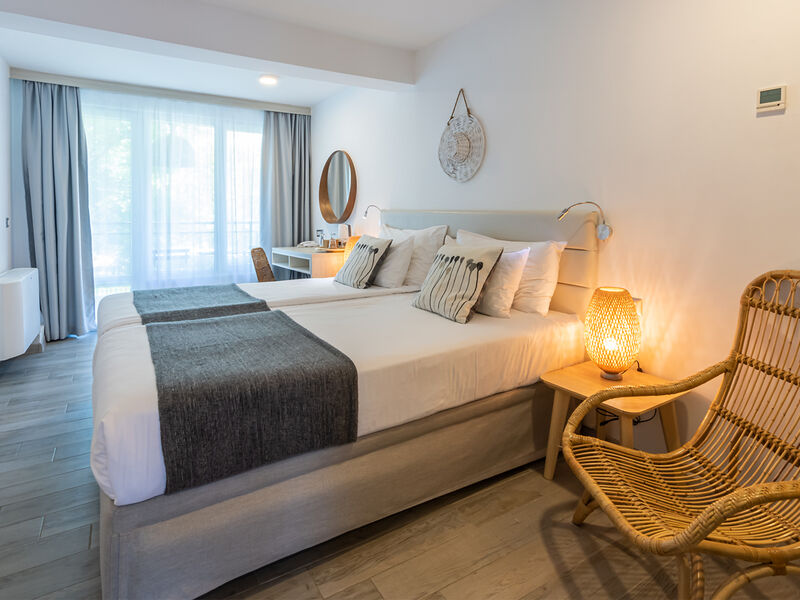 Ihotel