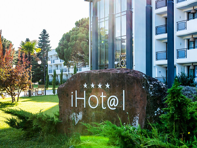 Ihotel