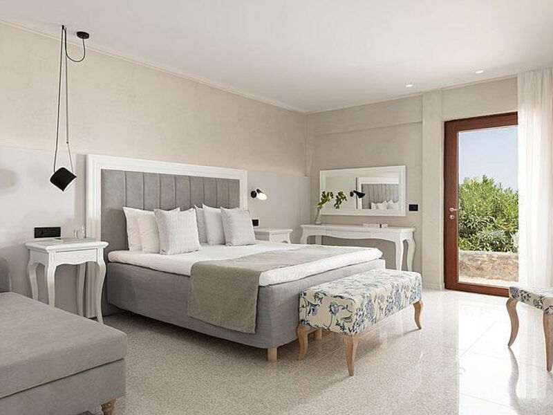 Ikaros Village Beach Resort&Spa