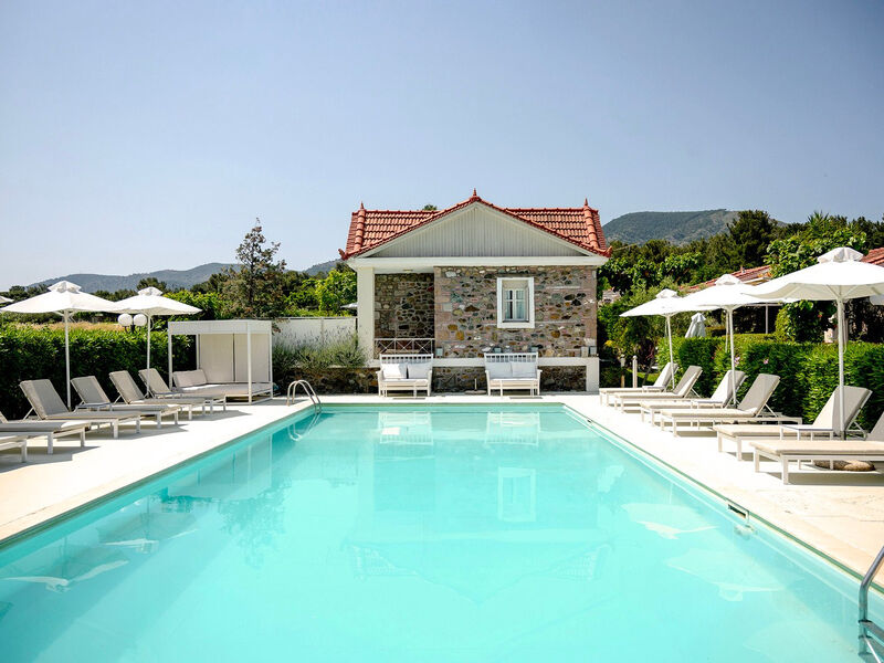 Ikies Villas