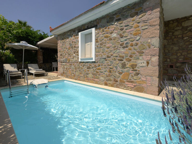 Ikies Villas