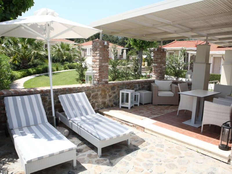 Ikies Villas
