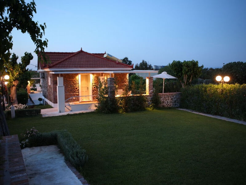 Ikies Villas