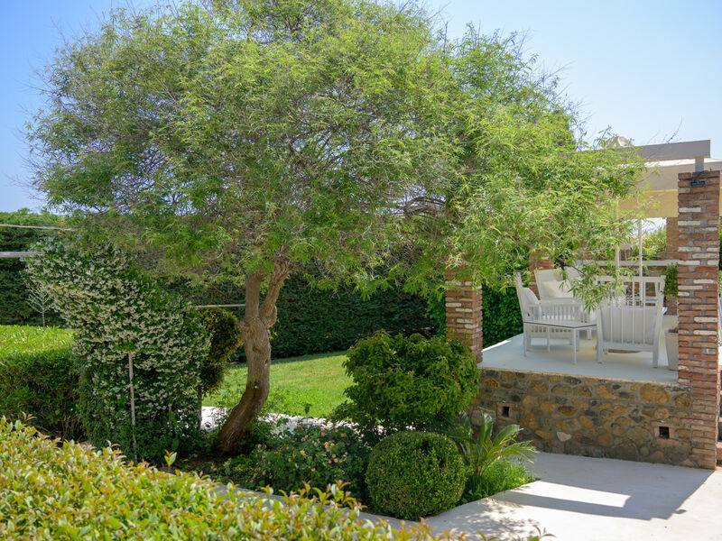 Ikies Villas