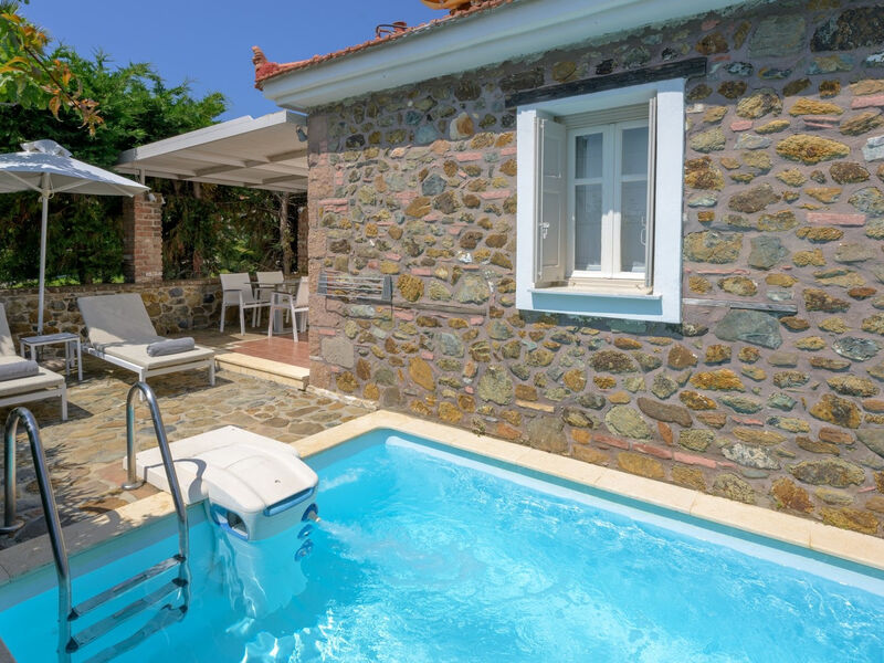 Ikies Villas