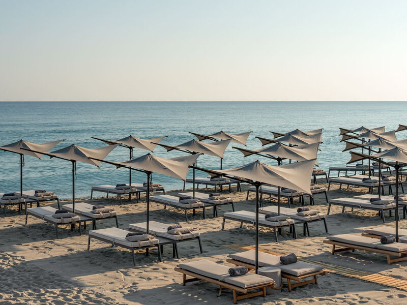 Ikones Seafront Luxury Suites