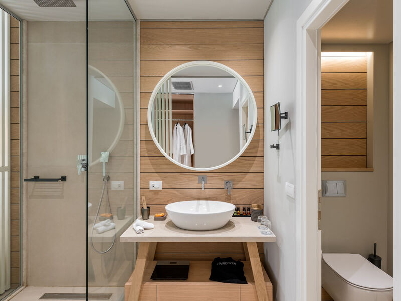 Ikones Seafront Luxury Suites