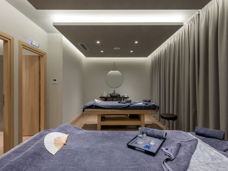 Ikones Seafront Luxury Suites