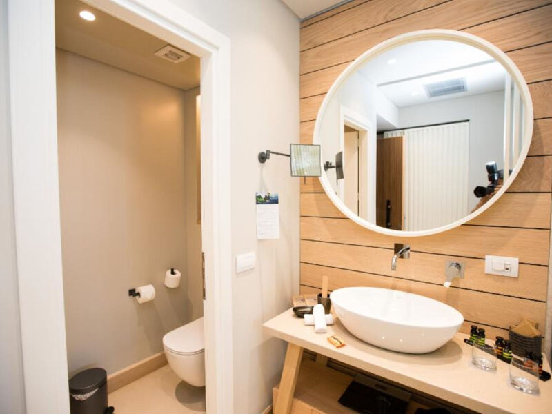 Ikones Seafront Luxury Suites