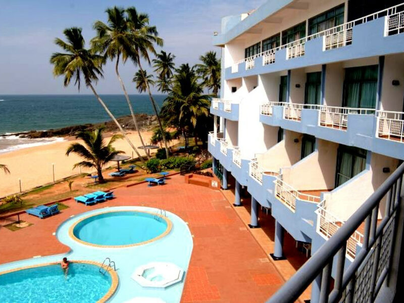 Induruwa Beach