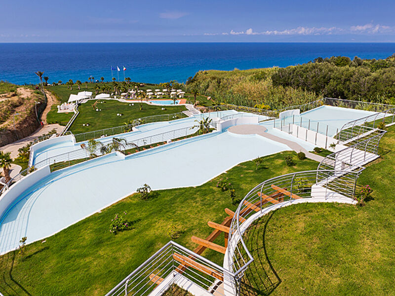 Infinity Resort