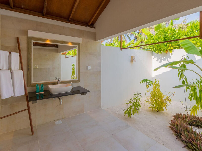 Innahura Maldives Resort
