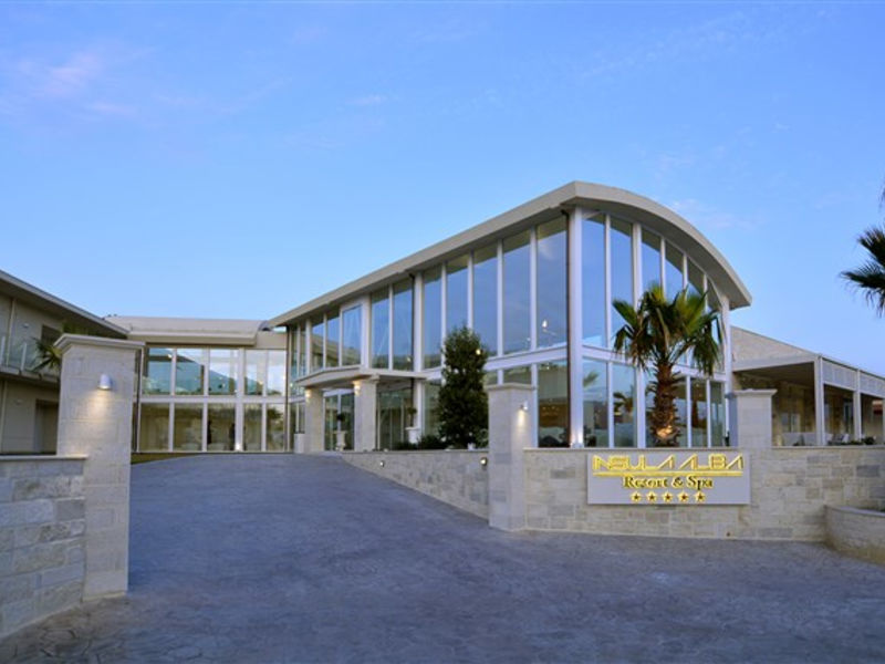 Insula Alba Resort And Spa