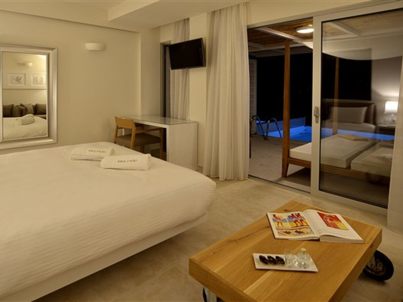 Insula Alba Resort And Spa