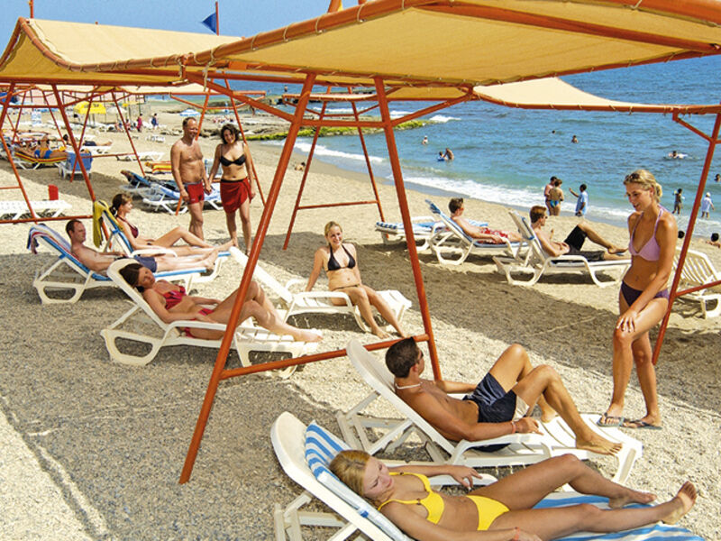 Insula Resort