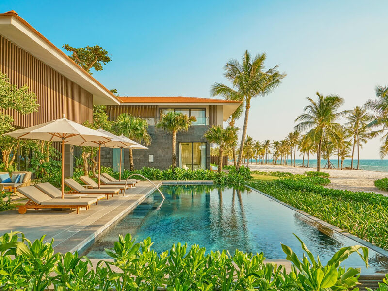 Intercontinental Phu Quoc Long Beach Resort