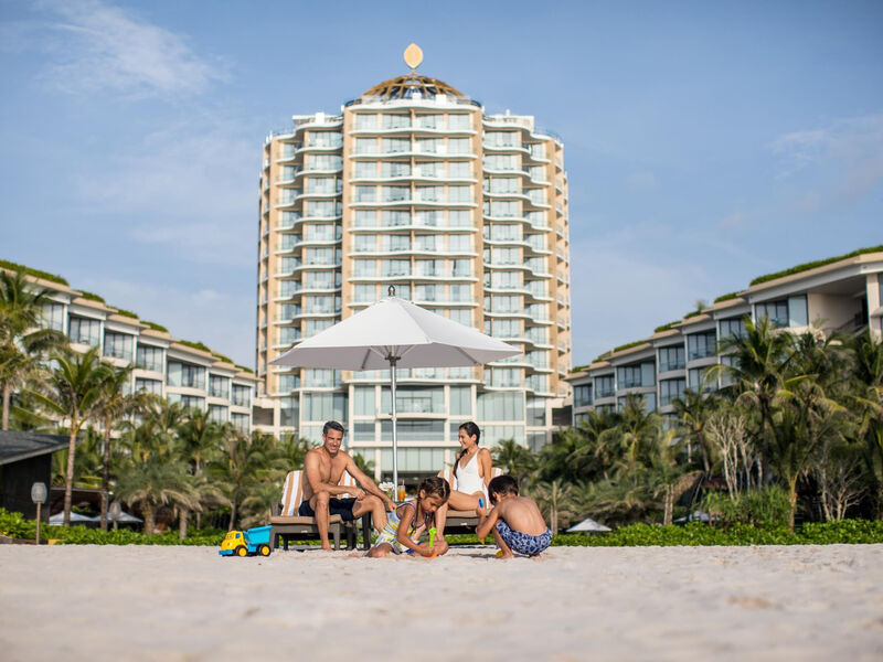 Intercontinental Phu Quoc Long Beach Resort