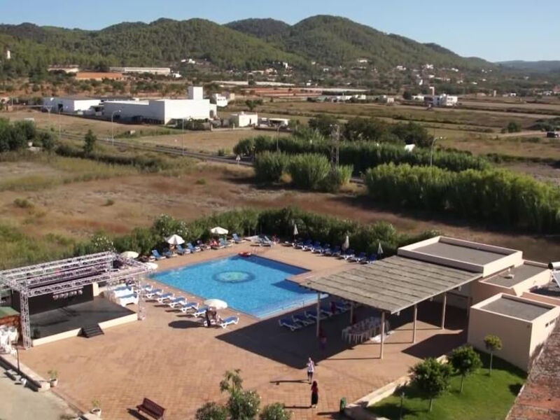Invisa Hotel Es Pla