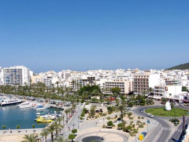 Invisa Hotel Es Pla
