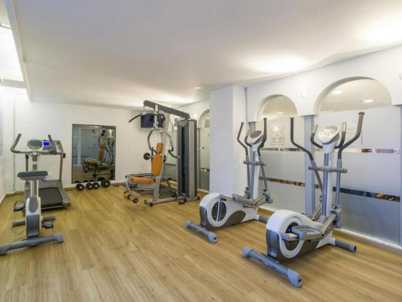 Invisa Hotel Es Pla