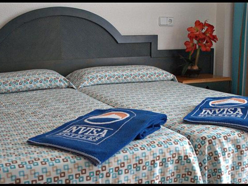 Invisa Hotel Es Pla