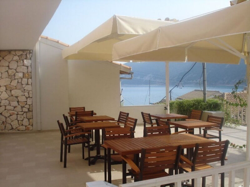 Ionis Hotel
