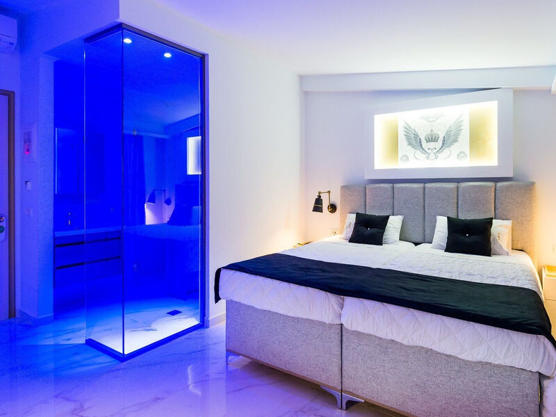 Ionis Art (Adult Only)