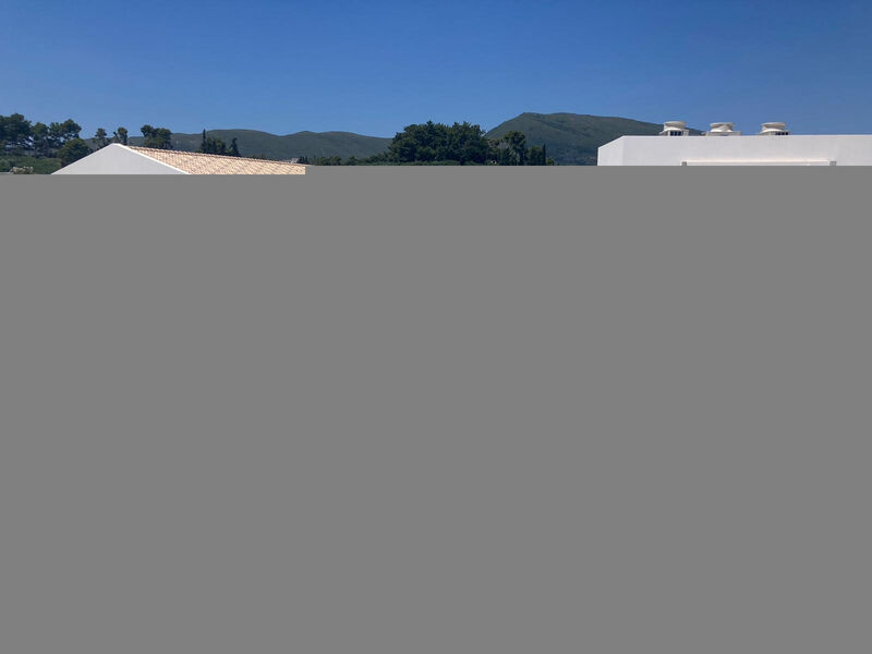 Ionis Art Luxury Suites