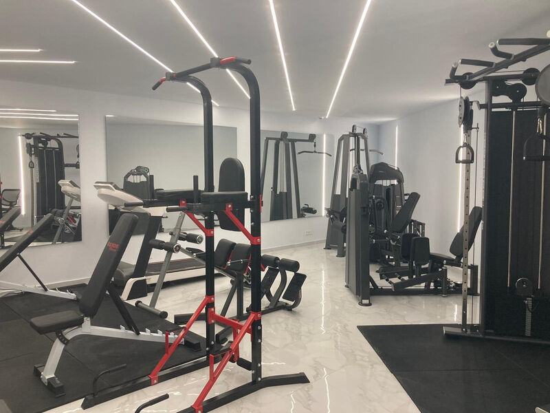 Ionis Art Luxury Suites