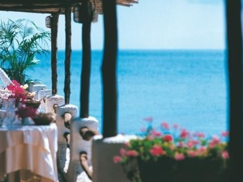 Is Morus Relais