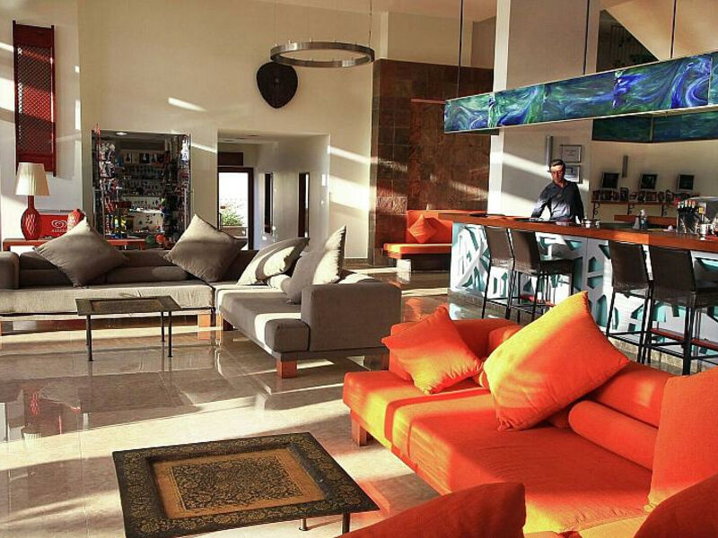 Isil Club