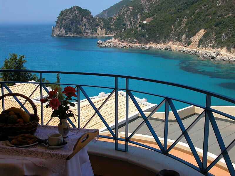 Ithea Suites