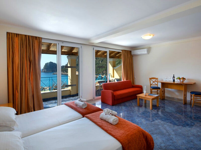 Ithea Suites