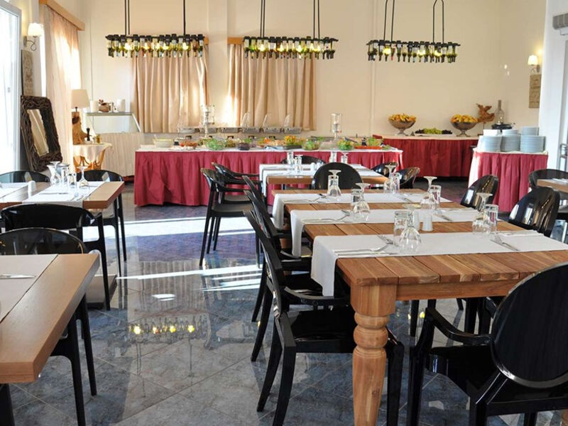 Ithea Suites